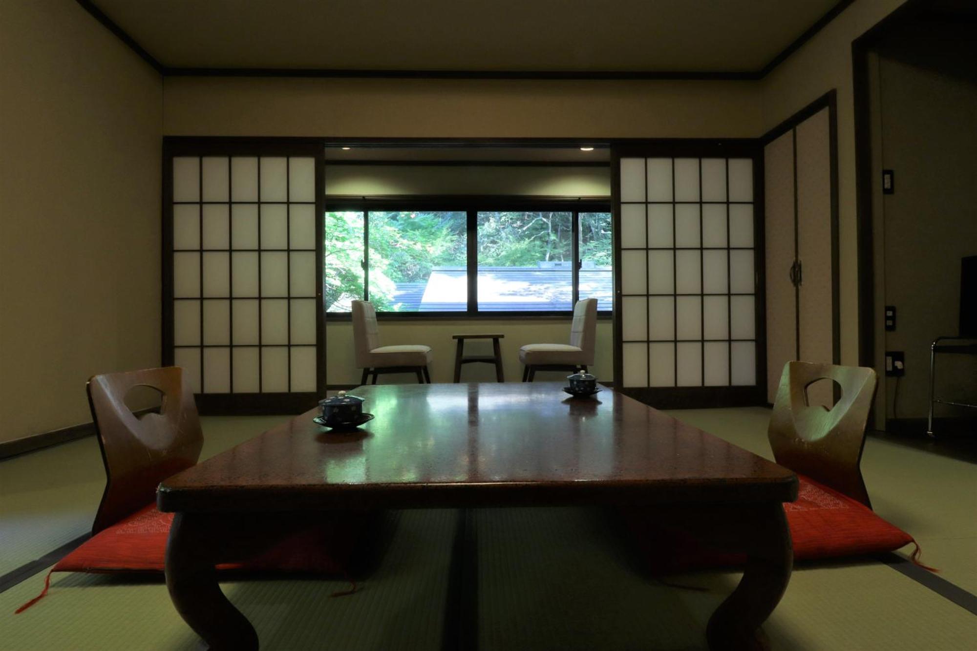 Yumoto Ueyama Ryokan Himeji Buitenkant foto