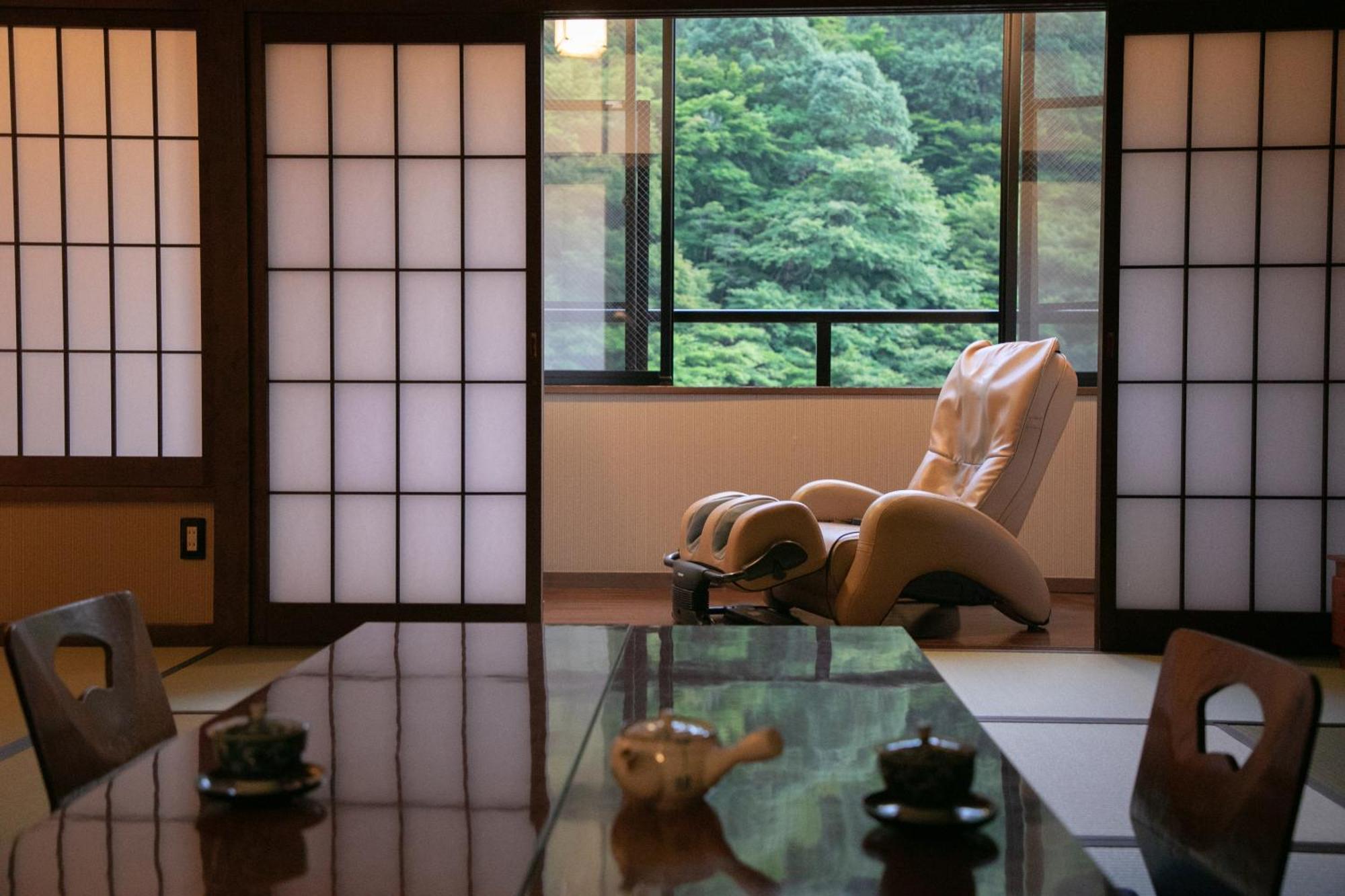 Yumoto Ueyama Ryokan Himeji Buitenkant foto