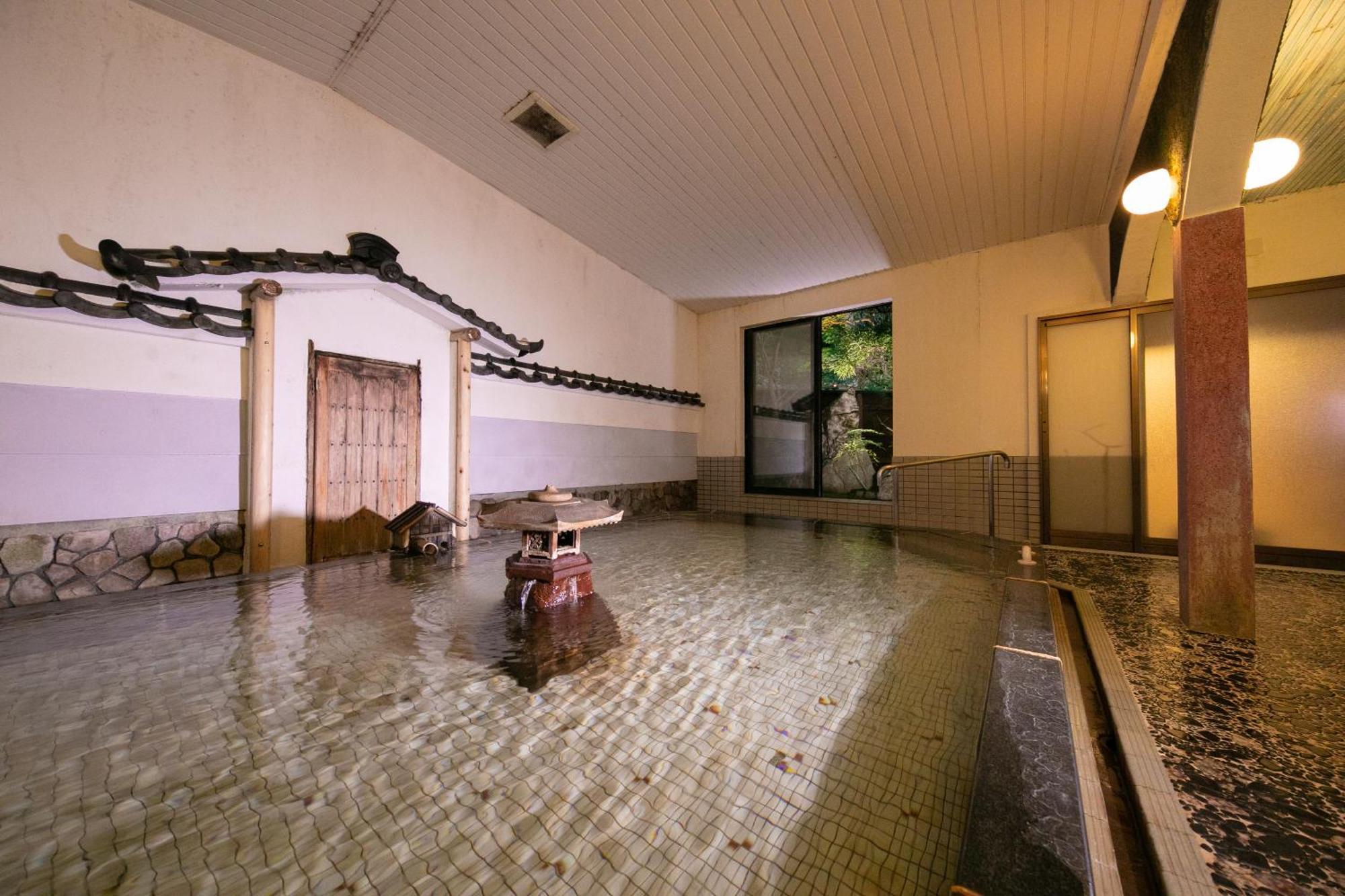 Yumoto Ueyama Ryokan Himeji Buitenkant foto