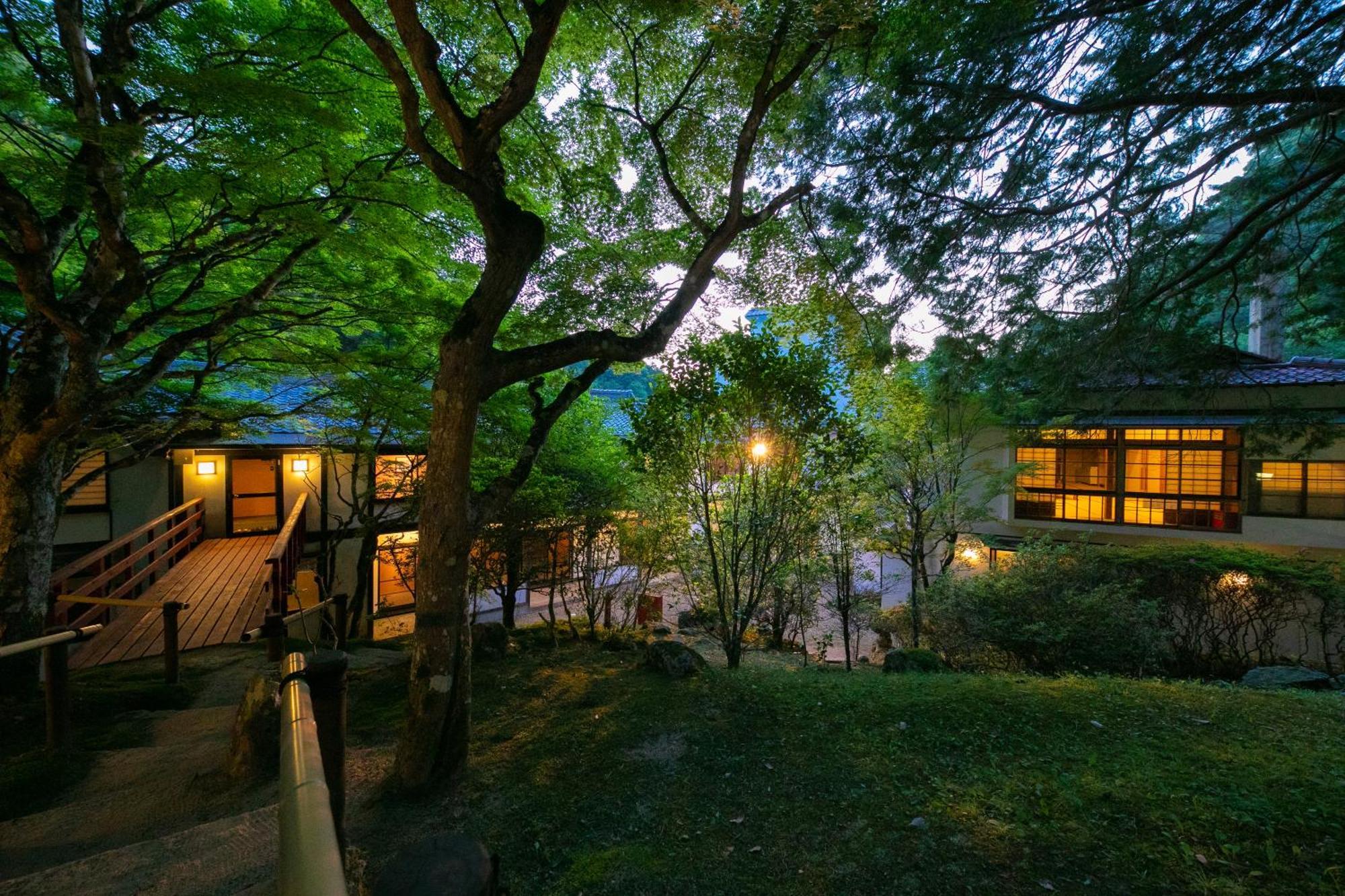 Yumoto Ueyama Ryokan Himeji Buitenkant foto